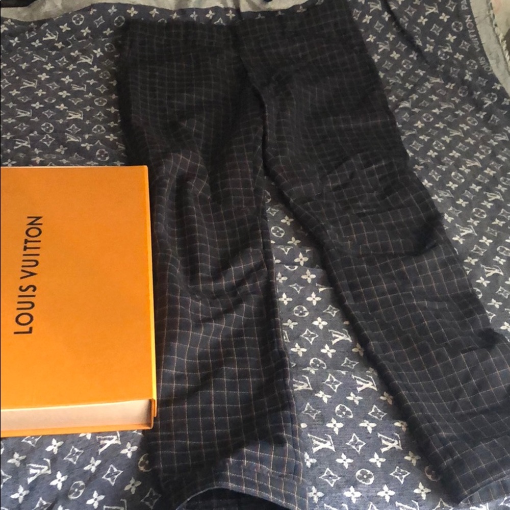 Louis v Dress pants